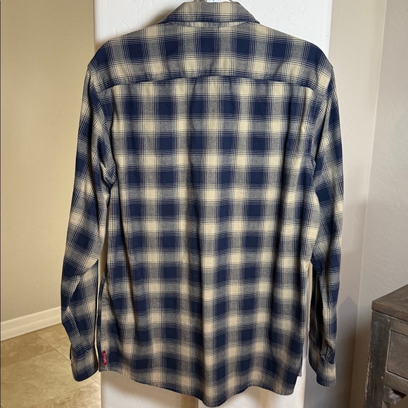 Wrangler Navy and Tan Plaid Button Down Shirt - Picture 4 of 9